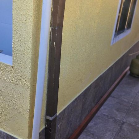 Casa Pouso Aconchego Para Ti - Pertinho Trindade باراتي المظهر الخارجي الصورة