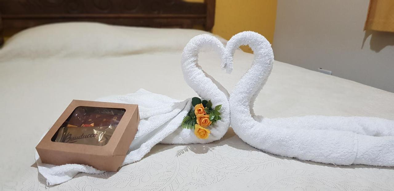 Casa Pouso Aconchego Para Ti - Pertinho Trindade باراتي المظهر الخارجي الصورة