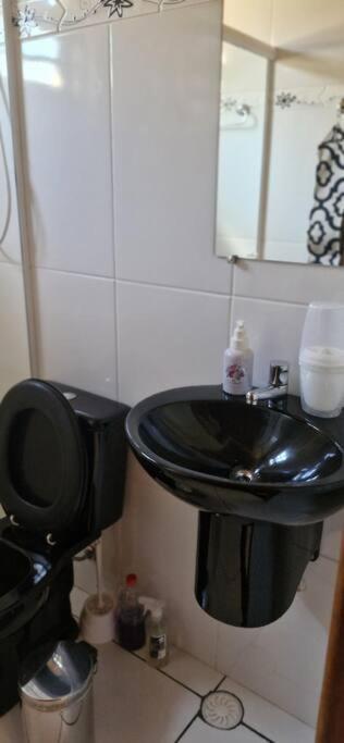 Casa Pouso Aconchego Para Ti - Pertinho Trindade باراتي المظهر الخارجي الصورة