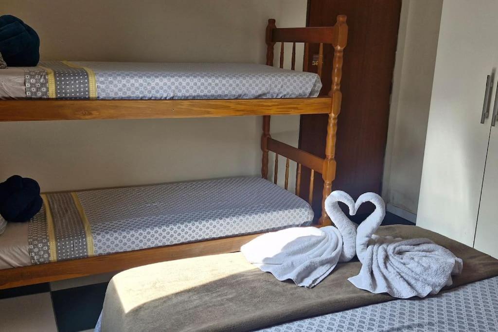 Casa Pouso Aconchego Para Ti - Pertinho Trindade باراتي المظهر الخارجي الصورة