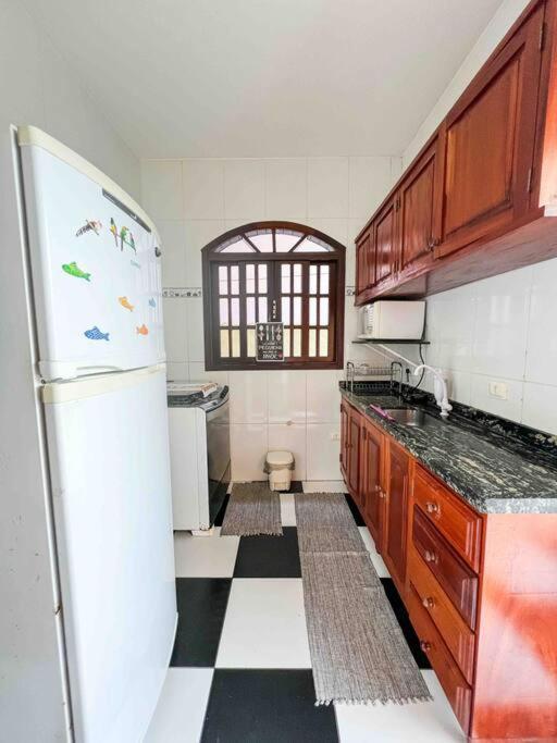 Casa Pouso Aconchego Para Ti - Pertinho Trindade باراتي المظهر الخارجي الصورة